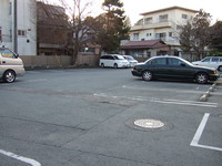 Medium_03　一般駐車場